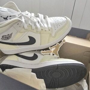 Air Jordan 1 Mid Coconut Milk